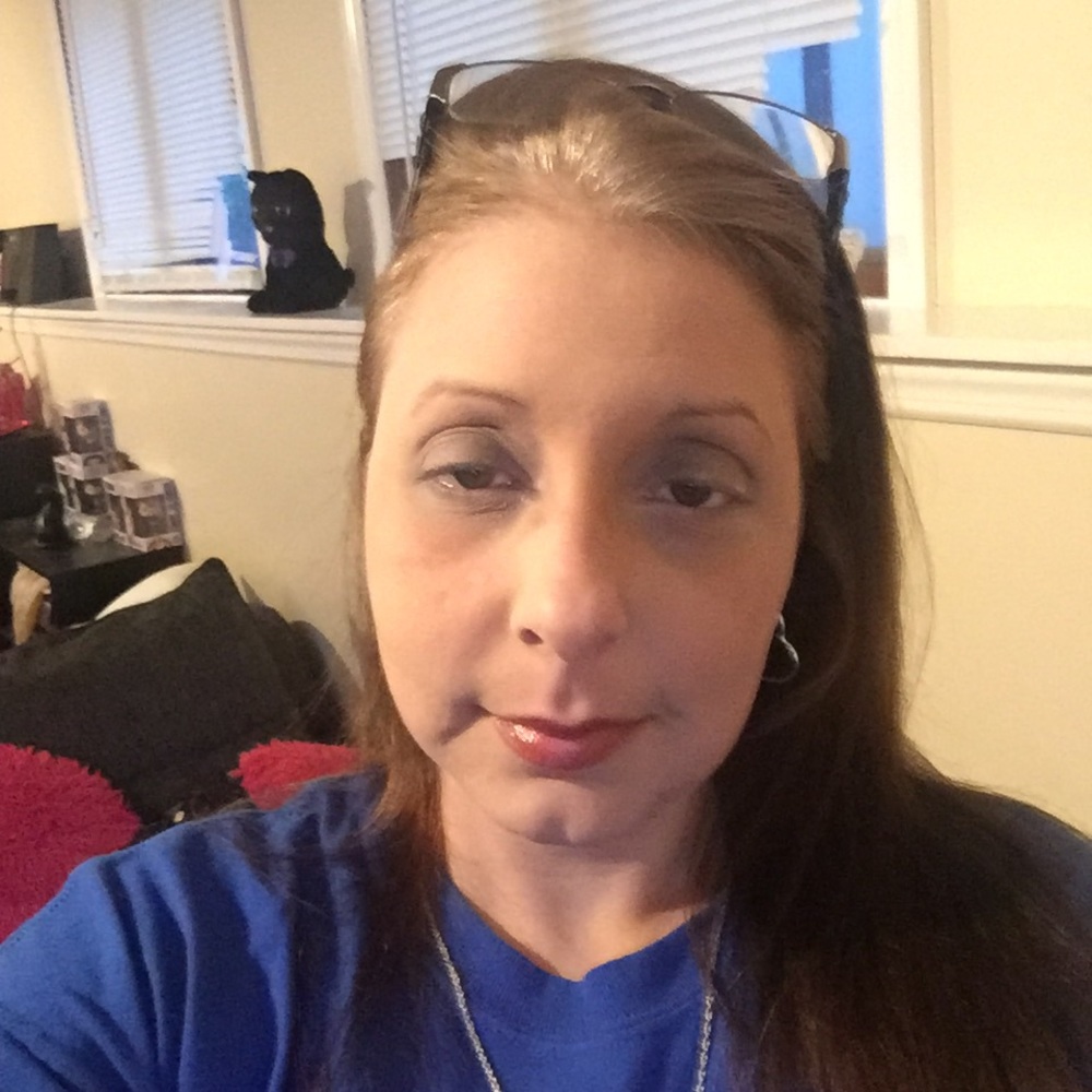 Meet your Posher, Danielle